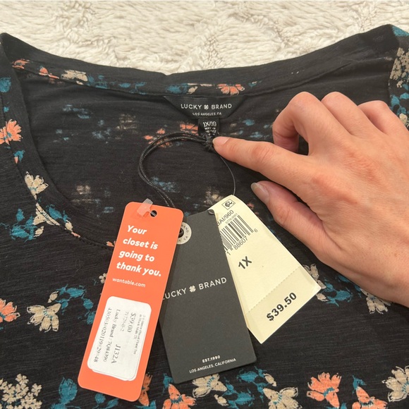 NWT Lucky Brand - 3/4 Sleeve Floral Tee Black Multicolor 1X/1G - Picture 7 of 11